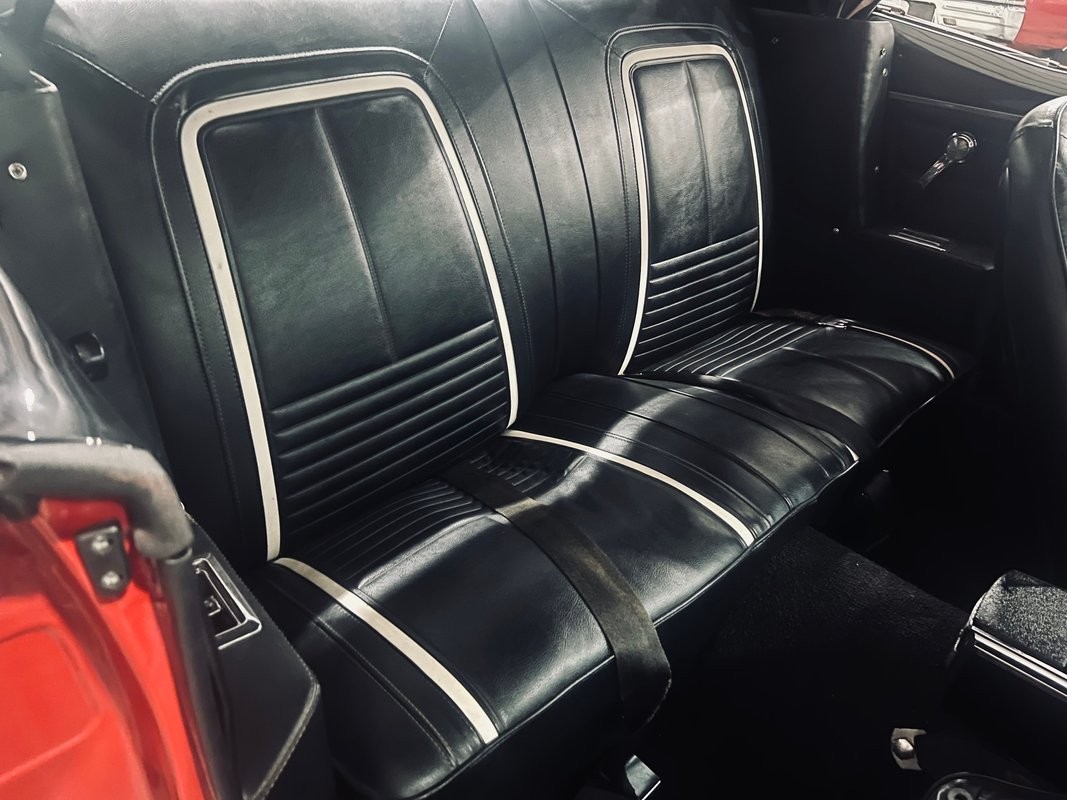 Chevrolet-Camaro-1967-Convertible-23