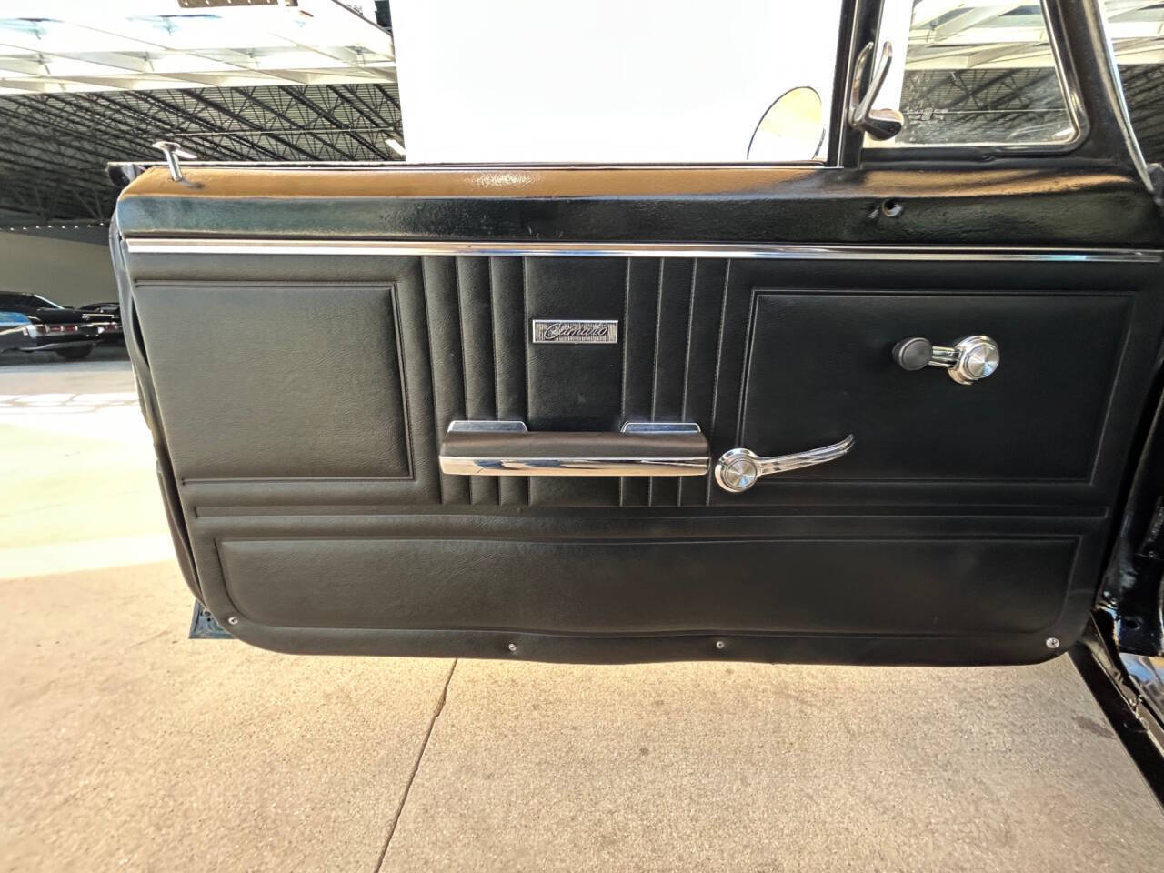 Chevrolet-Camaro-1967-Convertible-23