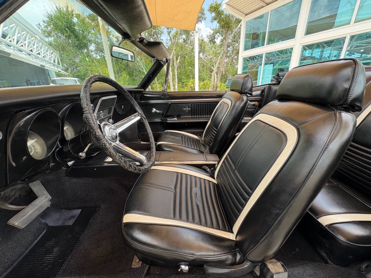Chevrolet-Camaro-1967-Convertible-23