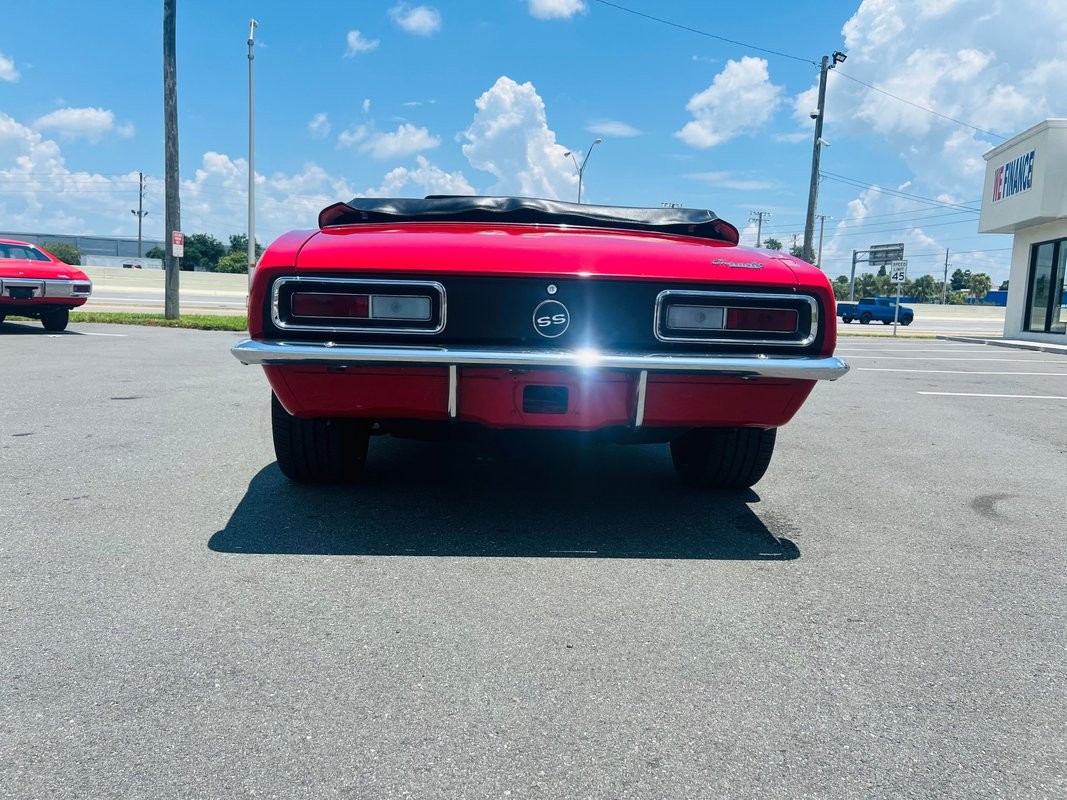 Chevrolet-Camaro-1967-Convertible-3