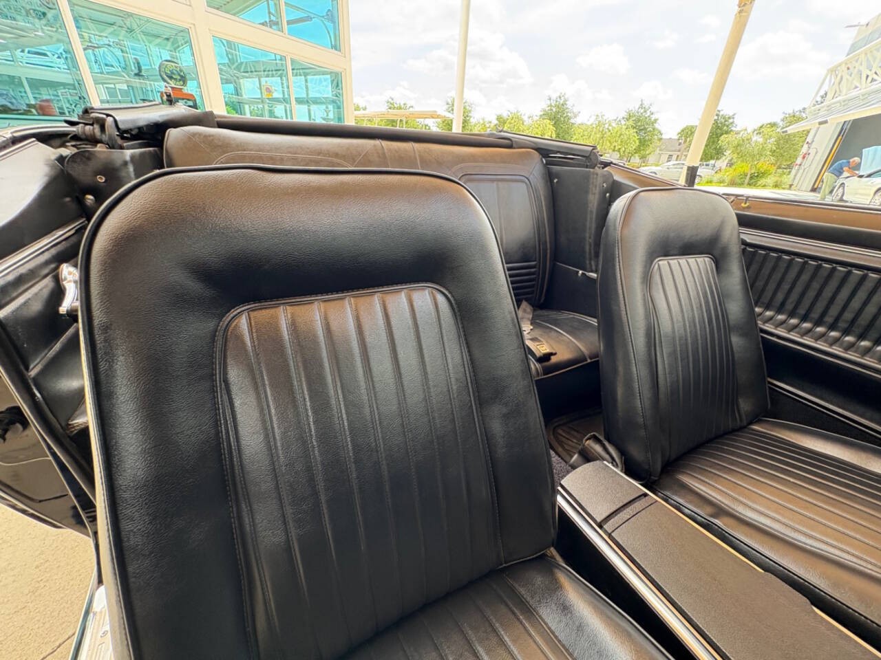 Chevrolet-Camaro-1967-Convertible-36