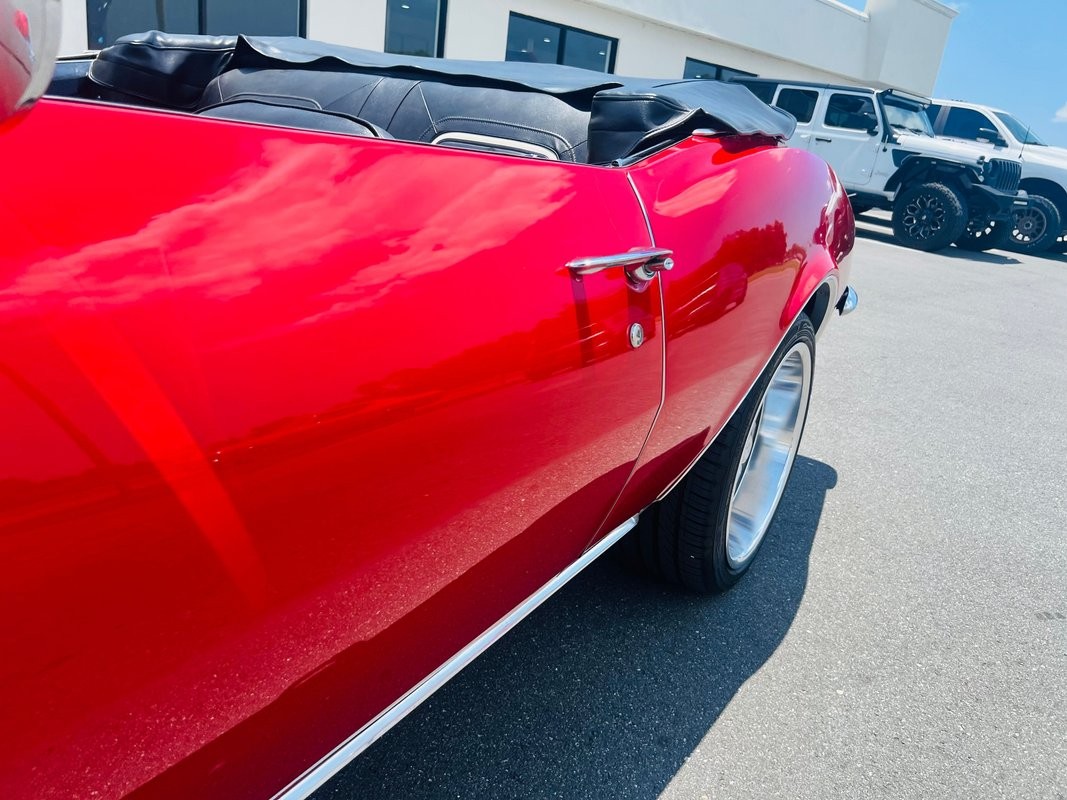 Chevrolet-Camaro-1967-Convertible-38