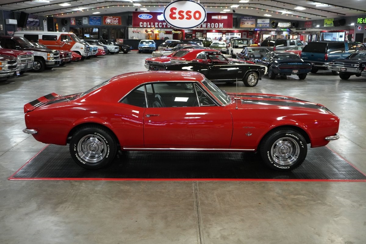 Chevrolet-Camaro-1967-Coupe-15