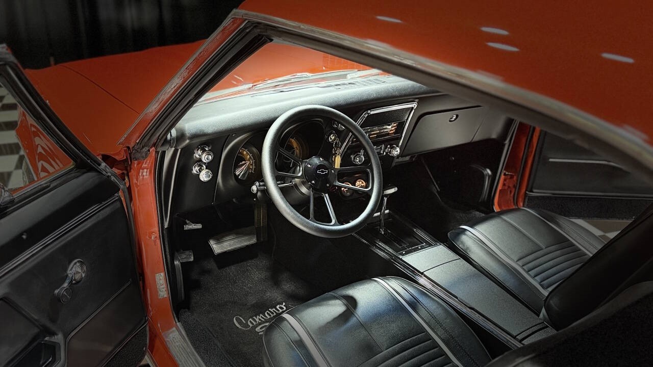 Chevrolet-Camaro-1967-Coupe-21