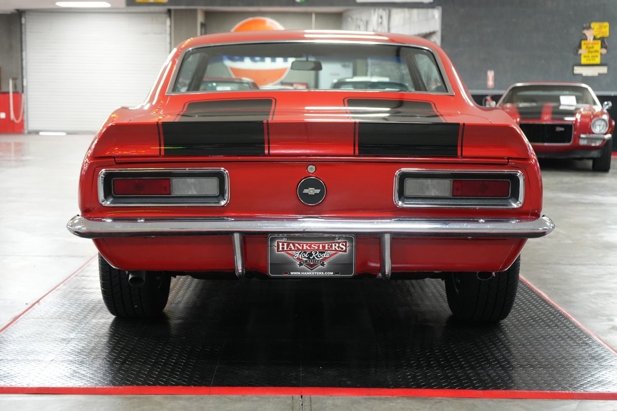 Chevrolet-Camaro-1967-Coupe-21