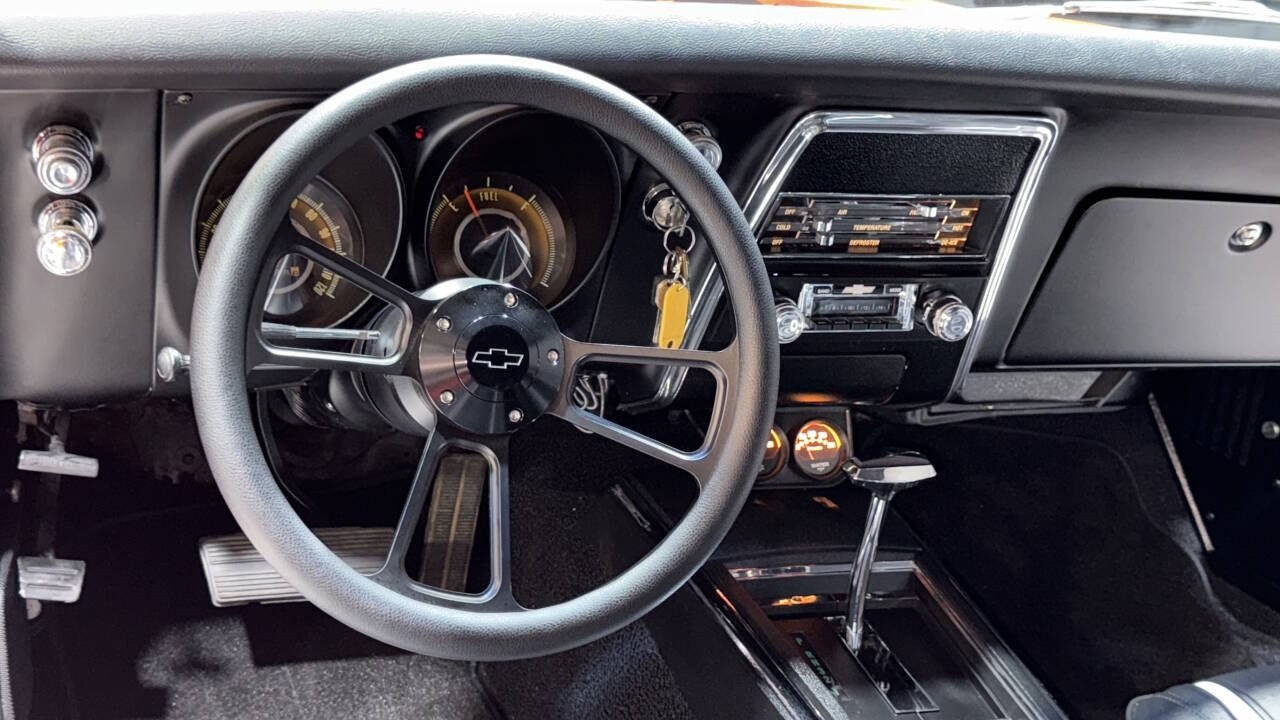 Chevrolet-Camaro-1967-Coupe-27