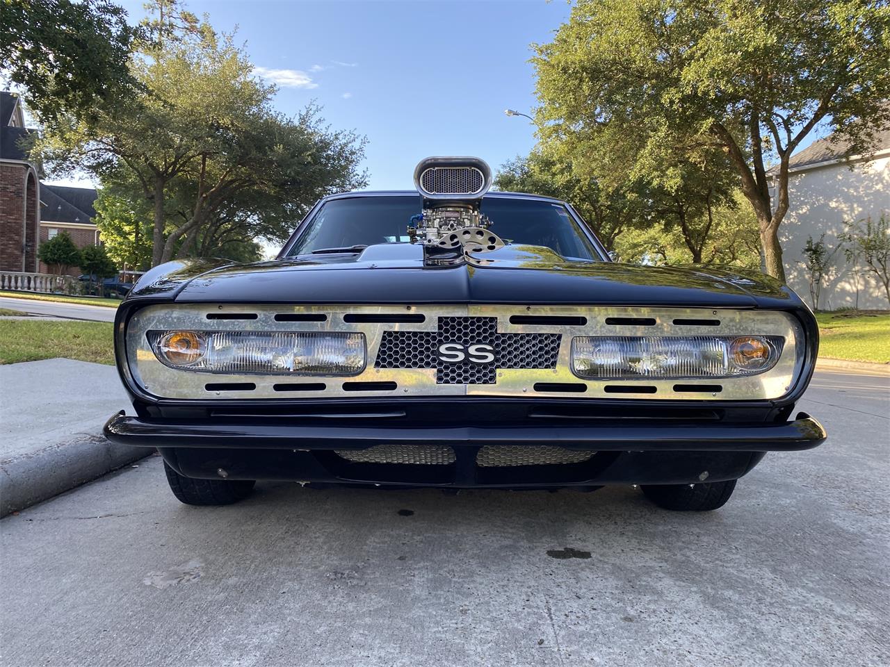 Chevrolet-Camaro-1967-Custom-Black-12