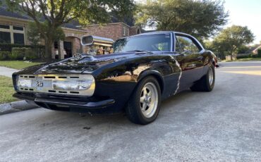 Chevrolet-Camaro-1967-Custom-Black-3
