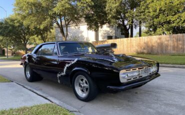 Chevrolet-Camaro-1967-Custom-Black-4