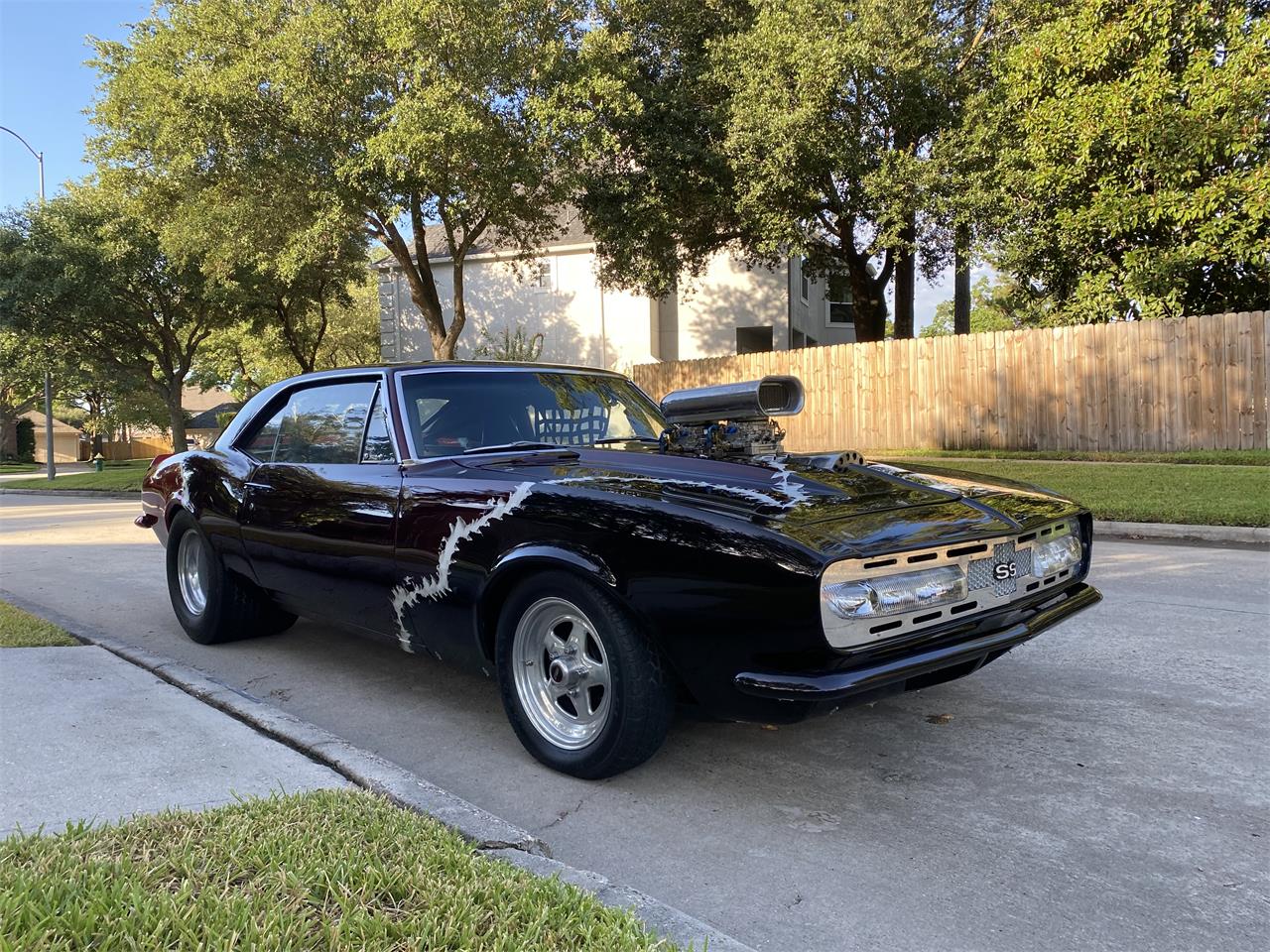 Chevrolet-Camaro-1967-Custom-Black-4