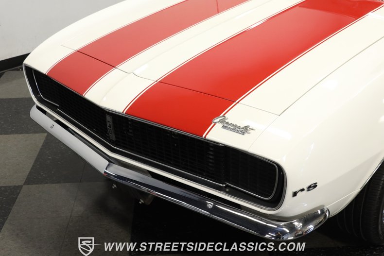 Chevrolet-Camaro-1967-Ermine-White-Red-20
