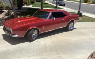 Chevrolet-Camaro-1967-Inferno-red-Black-1