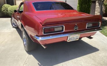 Chevrolet-Camaro-1967-Inferno-red-Black-2