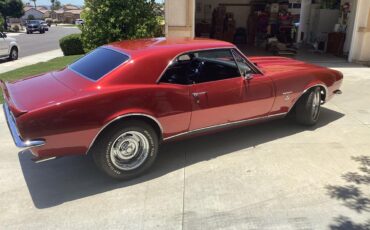 Chevrolet-Camaro-1967-Inferno-red-Black-3
