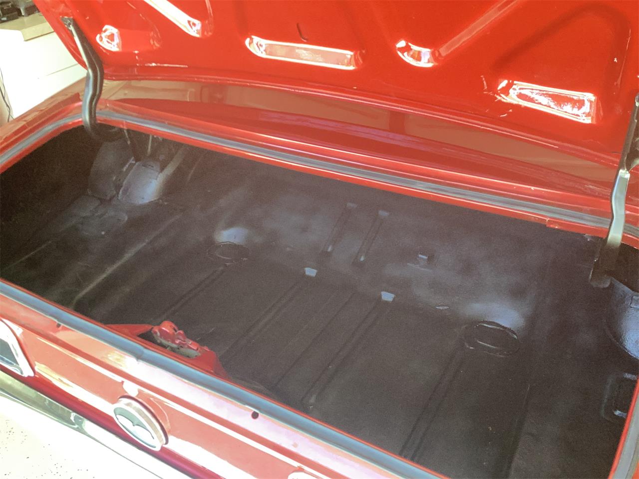 Chevrolet-Camaro-1967-Inferno-red-Black-6