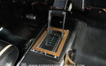 Chevrolet-Camaro-1967-Light-Blue-Metallic-Black-12