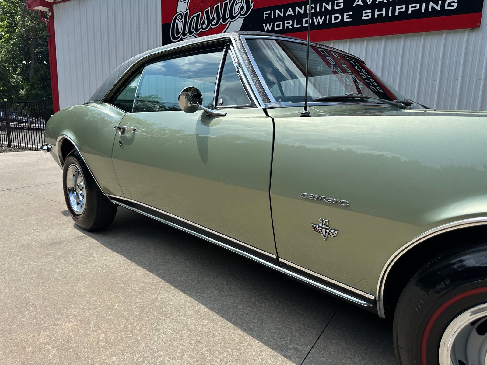 Chevrolet-Camaro-1967-Other-11
