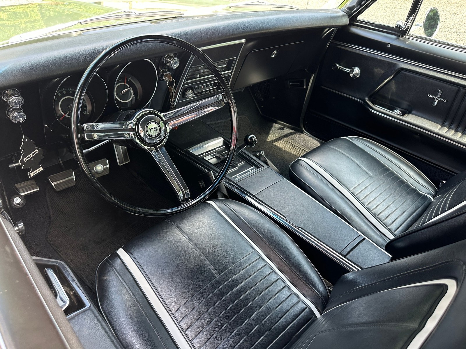 Chevrolet-Camaro-1967-Other-12