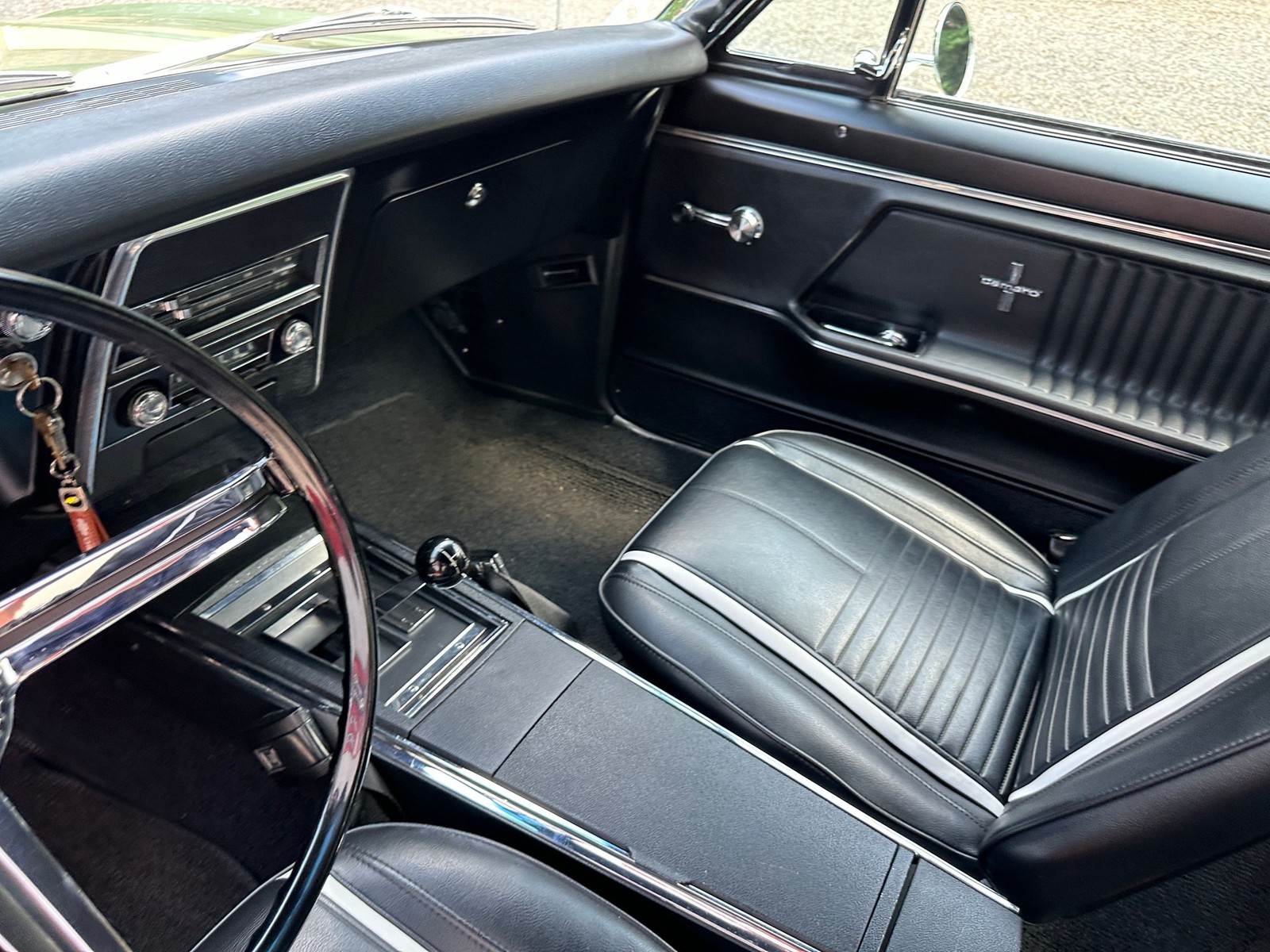 Chevrolet-Camaro-1967-Other-19