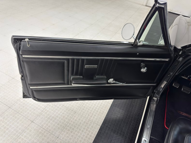 Chevrolet-Camaro-1967-Tuxedo-Black-Black-26