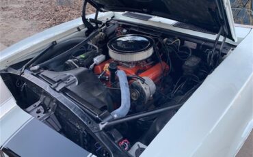 Chevrolet-Camaro-1967-WhiteBlack-Black-19