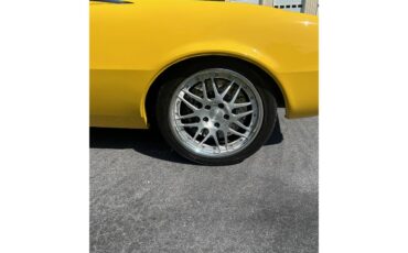 Chevrolet-Camaro-1967-Yellow-Blavk-10