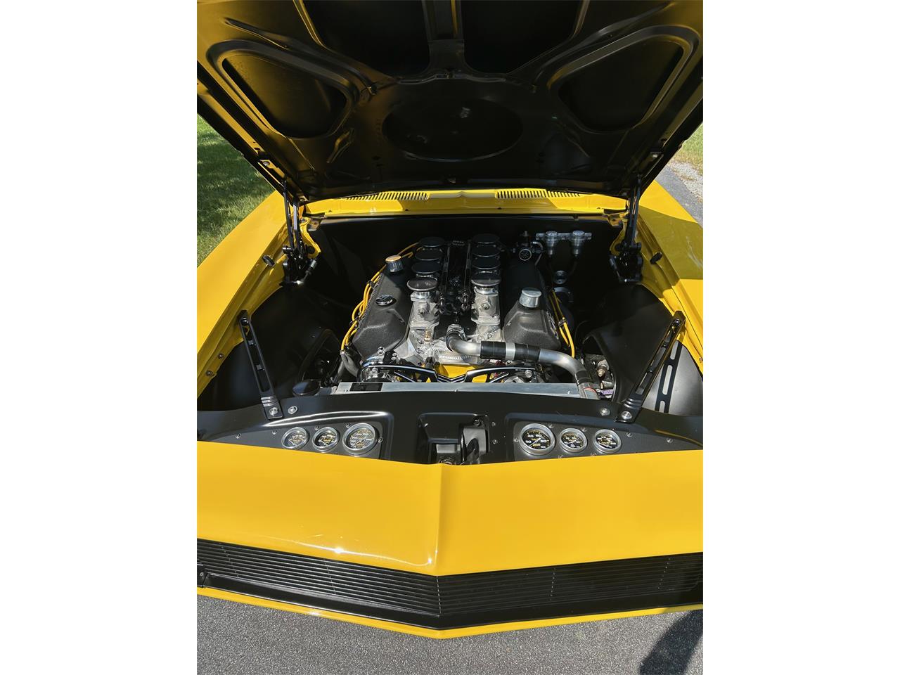 Chevrolet-Camaro-1967-Yellow-Blavk-17