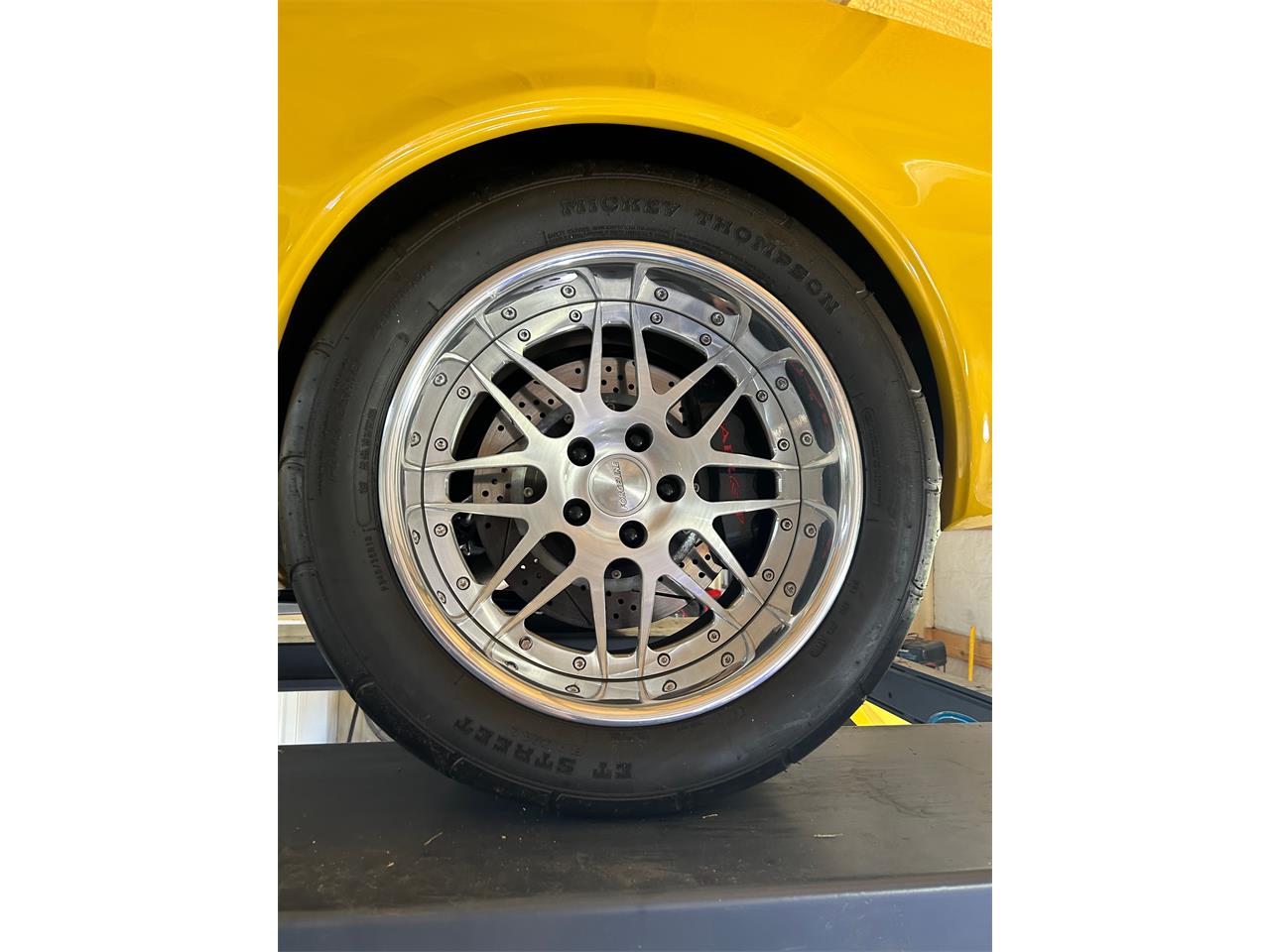 Chevrolet-Camaro-1967-Yellow-Blavk-31