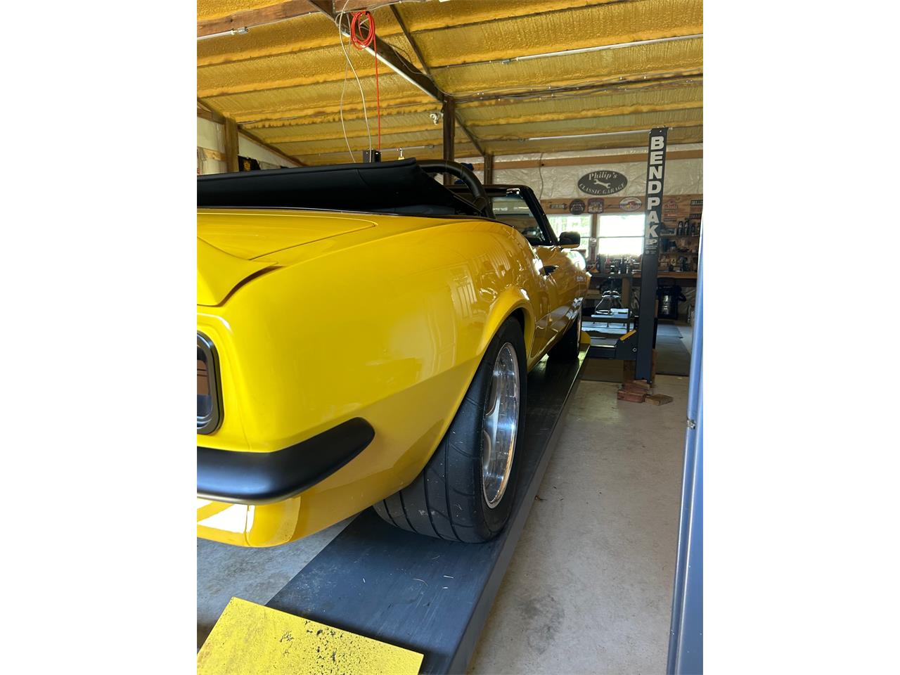 Chevrolet-Camaro-1967-Yellow-Blavk-37
