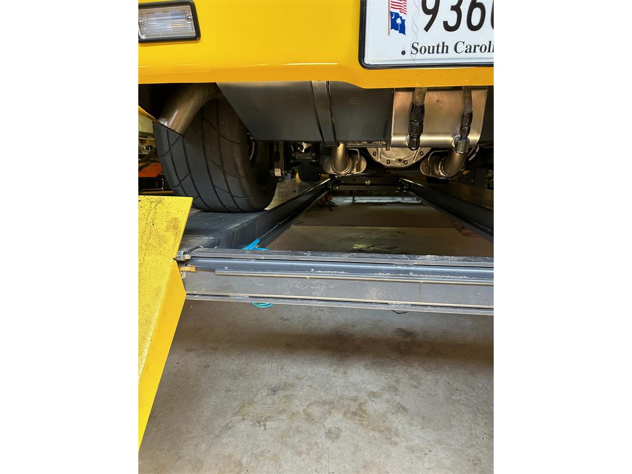 Chevrolet-Camaro-1967-Yellow-Blavk-40