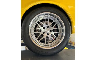 Chevrolet-Camaro-1967-Yellow-Blavk-67