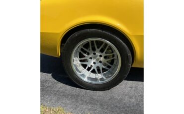 Chevrolet-Camaro-1967-Yellow-Blavk-71