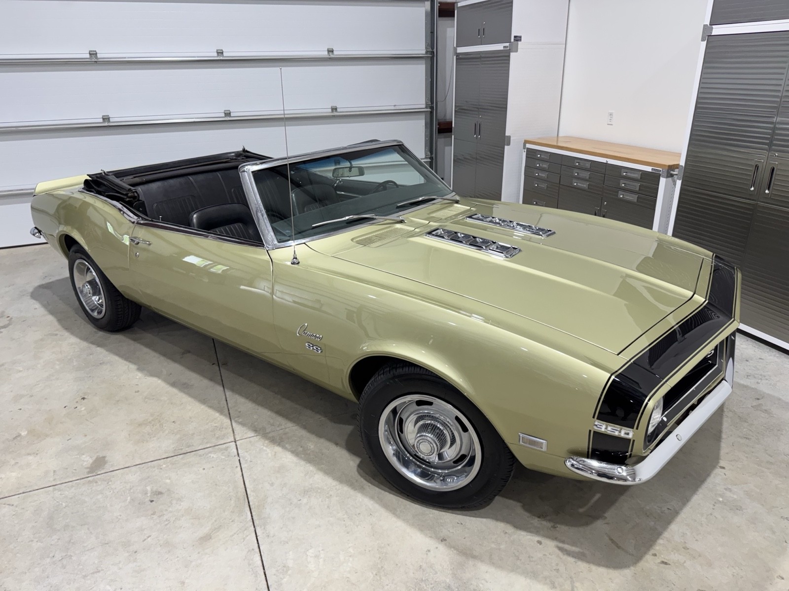 Chevrolet-Camaro-1968-1