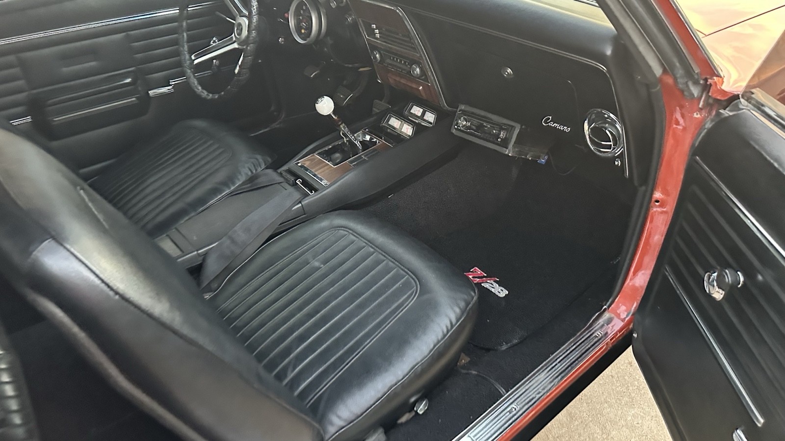 Chevrolet-Camaro-1968-12