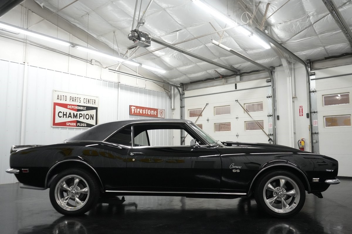 Chevrolet-Camaro-1968-18