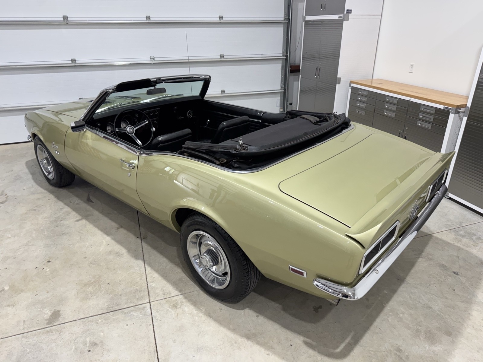 Chevrolet-Camaro-1968-3