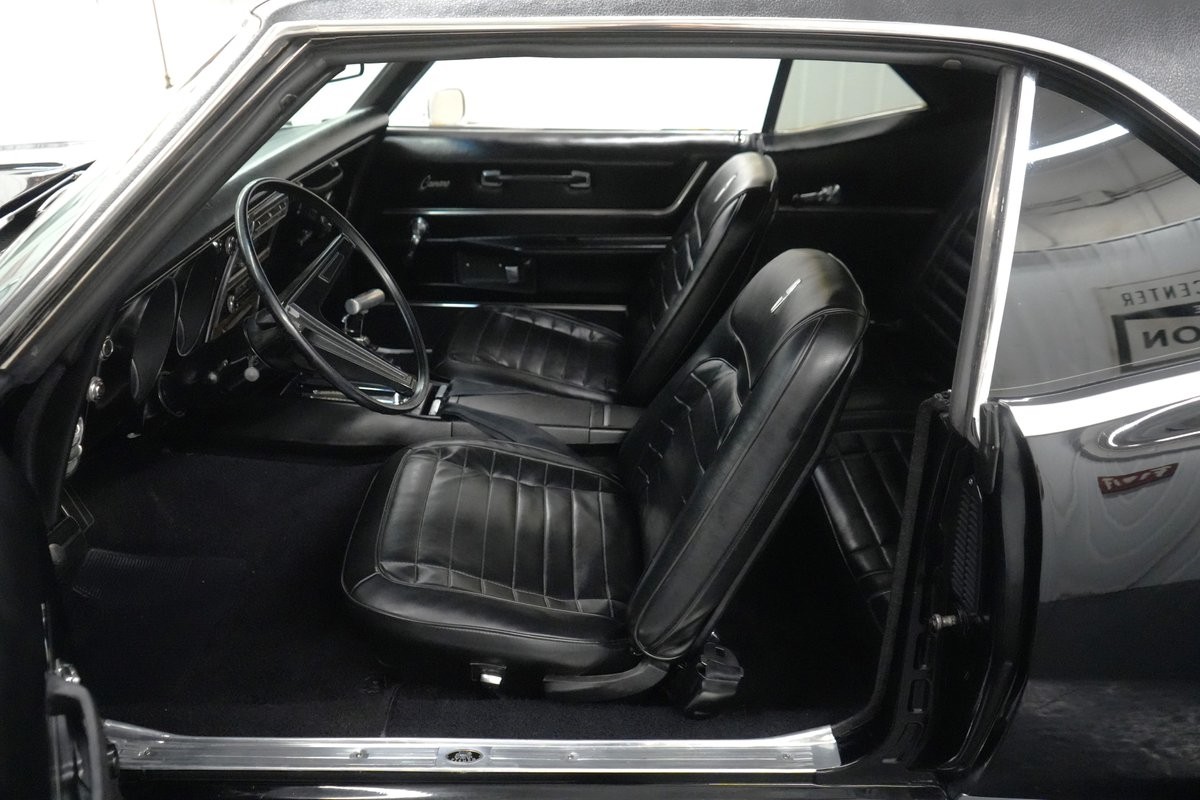 Chevrolet-Camaro-1968-36