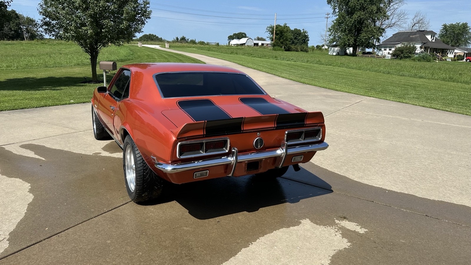 Chevrolet-Camaro-1968-4