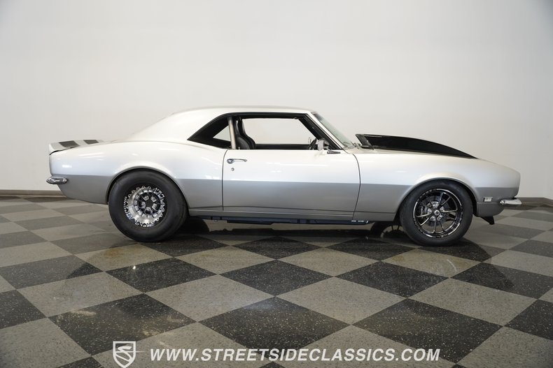 Chevrolet-Camaro-1968-40