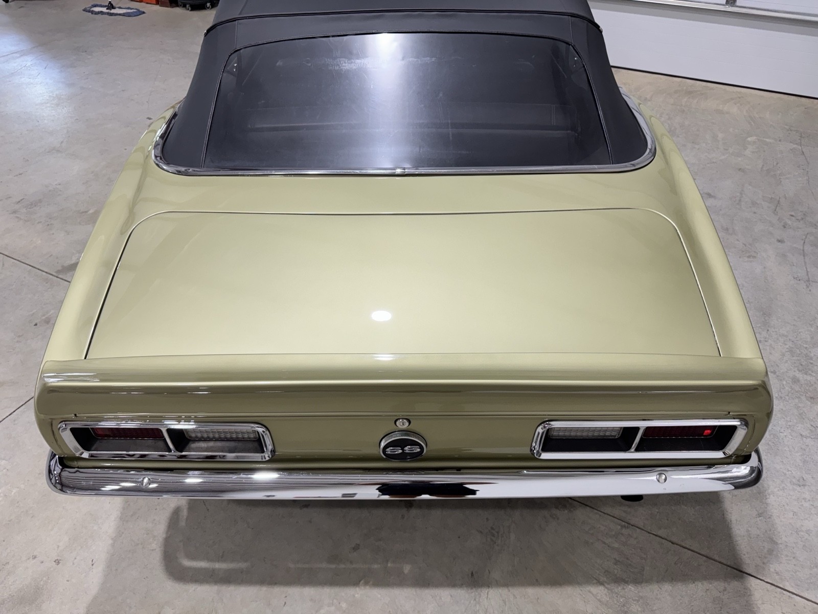 Chevrolet-Camaro-1968-6