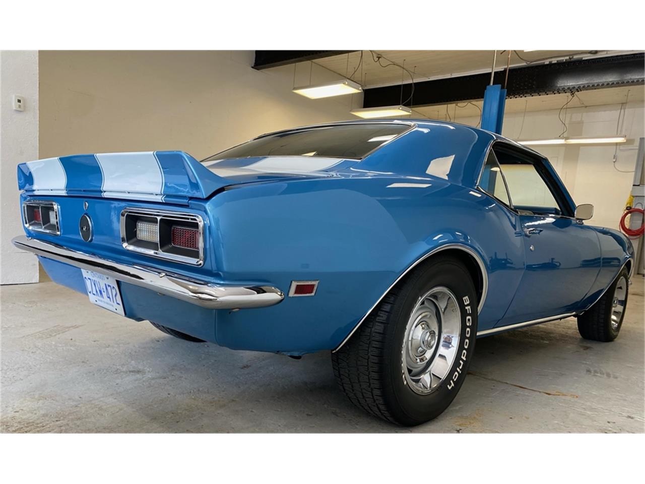 Chevrolet-Camaro-1968-Blue-Blue-25