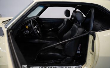 Chevrolet-Camaro-1968-Butternut-Yellow-Black-18