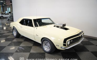 Chevrolet-Camaro-1968-Butternut-Yellow-Black-22