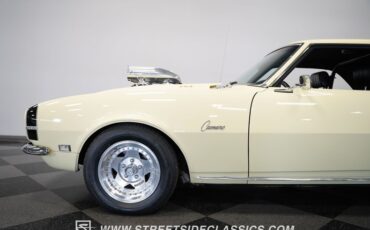 Chevrolet-Camaro-1968-Butternut-Yellow-Black-26
