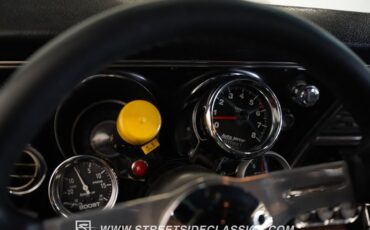 Chevrolet-Camaro-1968-Butternut-Yellow-Black-41