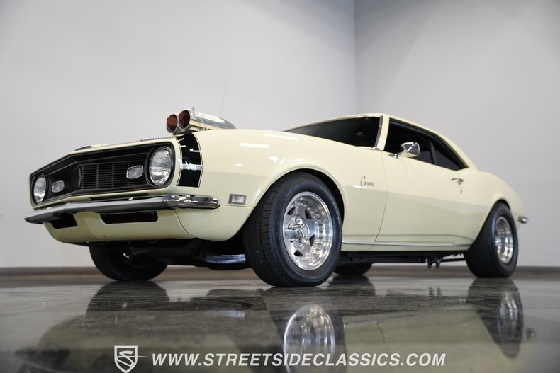 Chevrolet-Camaro-1968-Butternut-Yellow-Black-5