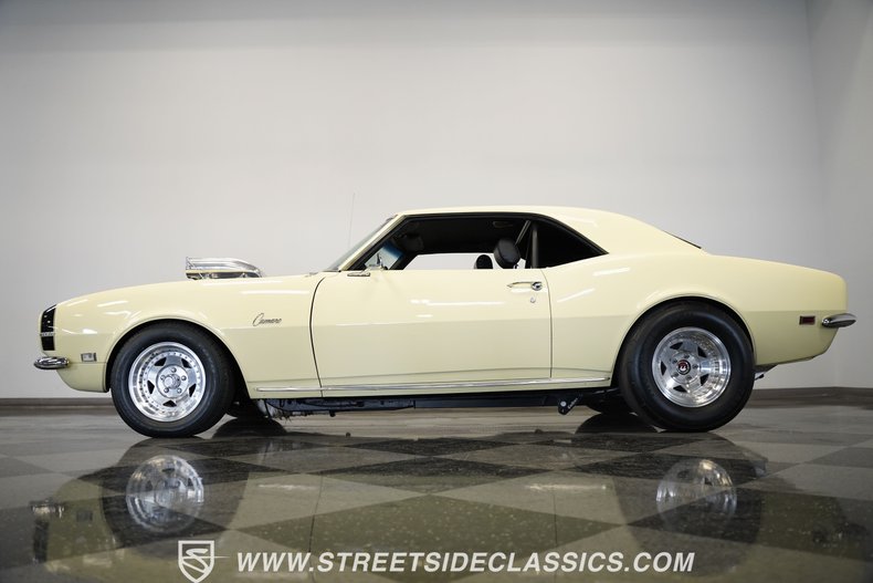 Chevrolet-Camaro-1968-Butternut-Yellow-Black-8