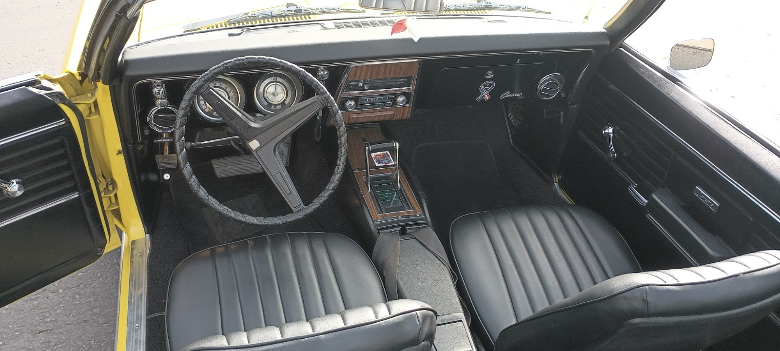 Chevrolet-Camaro-1968-Convertible-15