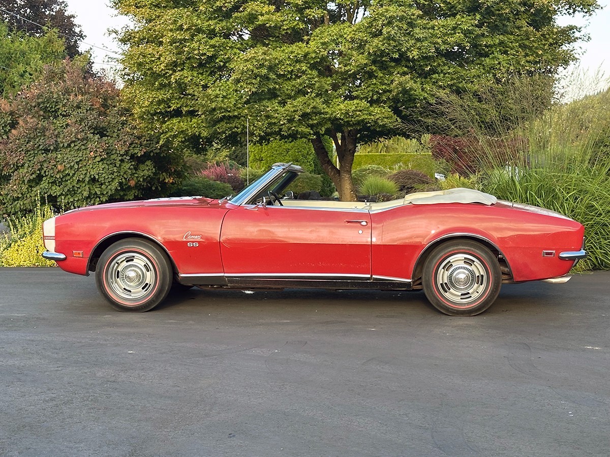 Chevrolet-Camaro-1968-Convertible-2