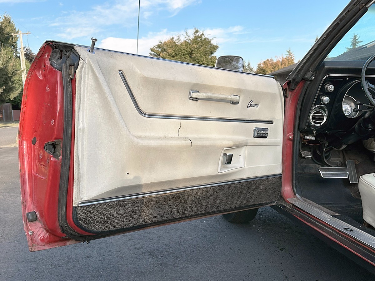Chevrolet-Camaro-1968-Convertible-27
